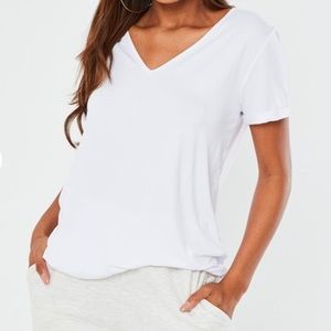 Missguided White V-Neck Boyfriend T-Shirt NWOT